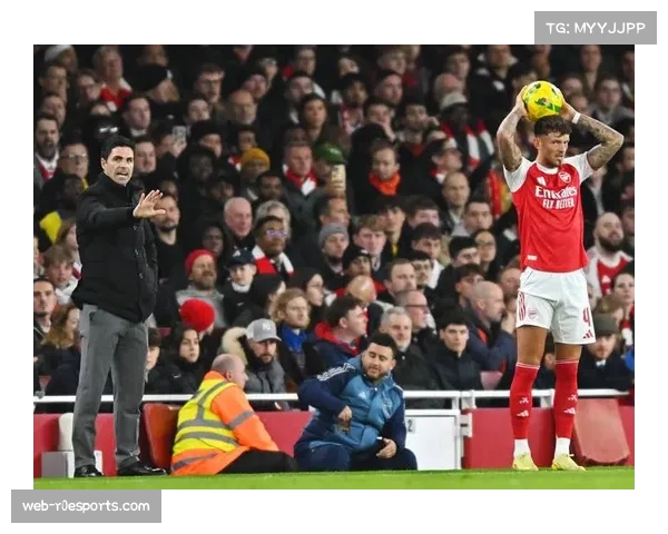 阿森纳官方确认：萨卡腿筋轻微拉伤，将缺席对阵布莱顿的关键战役